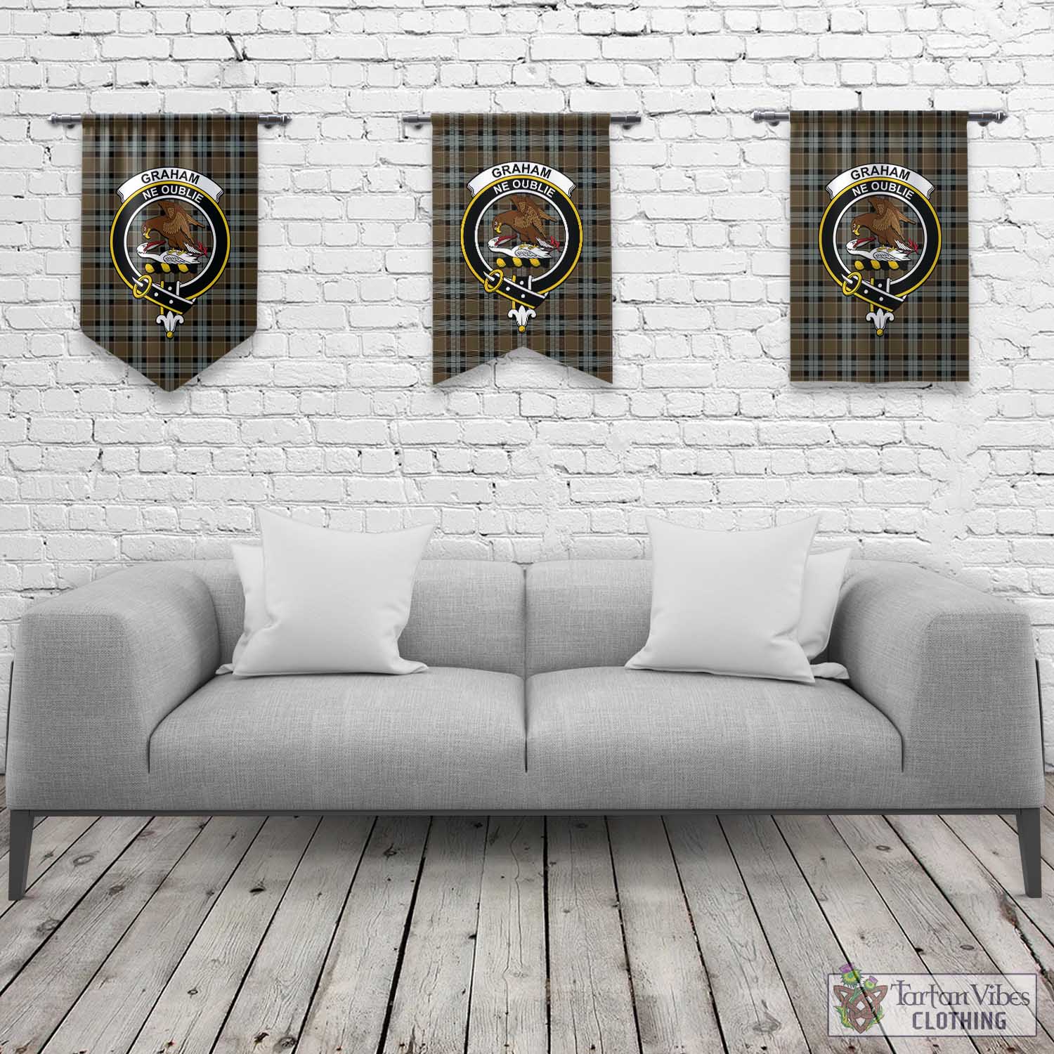 Tartan Vibes Clothing Graham of Menteith Weathered Tartan Gonfalon, Tartan Banner with Family Crest