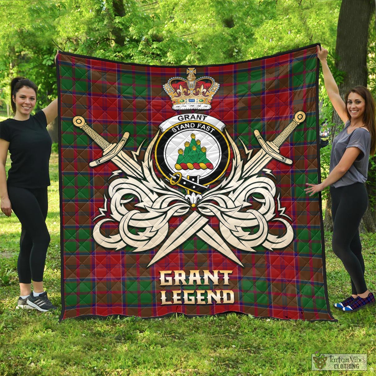 Tartan Vibes Clothing Grant Tartan Quilt with Clan Crest and the Golden Sword of Courageous Legacy