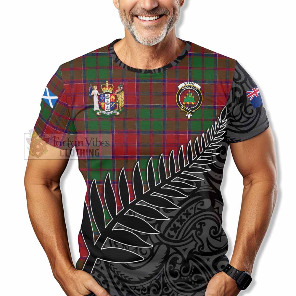 Tartan Vibes Clothing Grant Crest Tartan T-Shirt with New Zealand Silver Fern Half Style