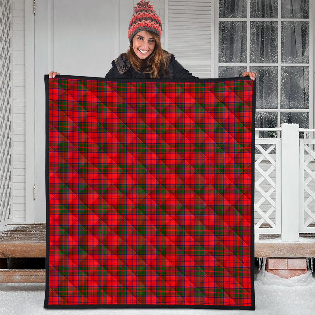 grant-modern-tartan-quilt