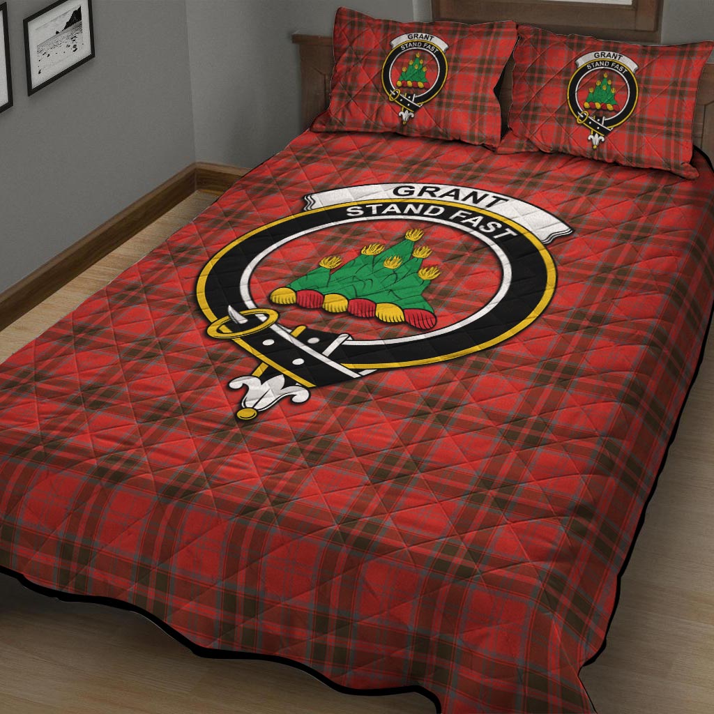 Grant Weathered Tartan Quilt Bed Set with Family Crest - Tartanvibesclothing