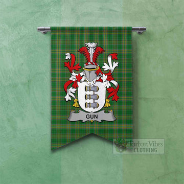 Gun Irish Clan Tartan Gonfalon, Tartan Banner with Coat of Arms Fishtail - Tartan Vibes Clothing