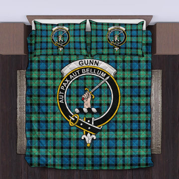 Gunn Ancient Tartan Quilt Bed Set with Family Crest