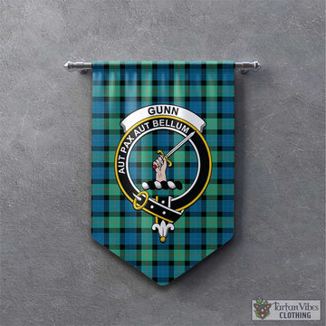 Gunn Ancient Tartan Gonfalon, Tartan Banner with Family Crest