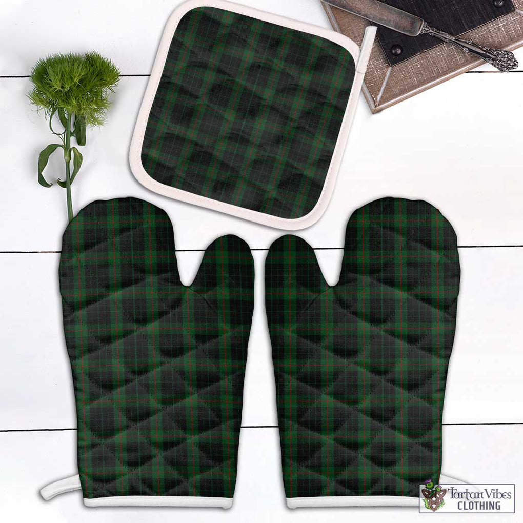 Gunn Logan Tartan Combo Oven Mitt & Pot-Holder Combo 1 Oven Mitt & 1 Pot-Holder White - Tartan Vibes Clothing