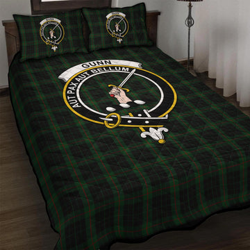 Gunn Logan Tartan Quilt Bed Set with Family Crest