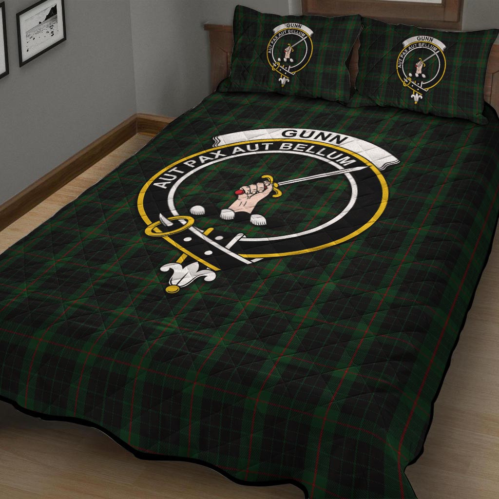 Gunn Logan Tartan Quilt Bed Set with Family Crest - Tartan Vibes Clothing