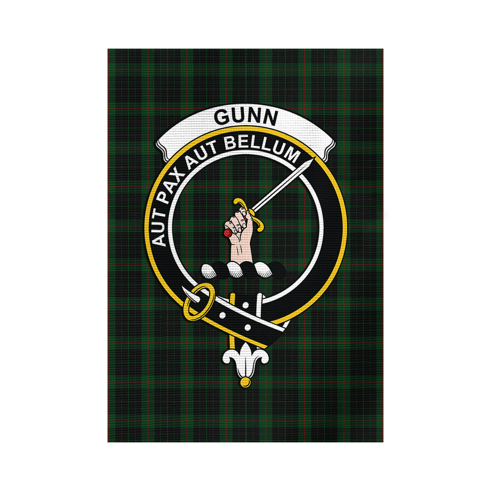 Gunn Logan Tartan Flag with Family Crest - Tartan Vibes Clothing