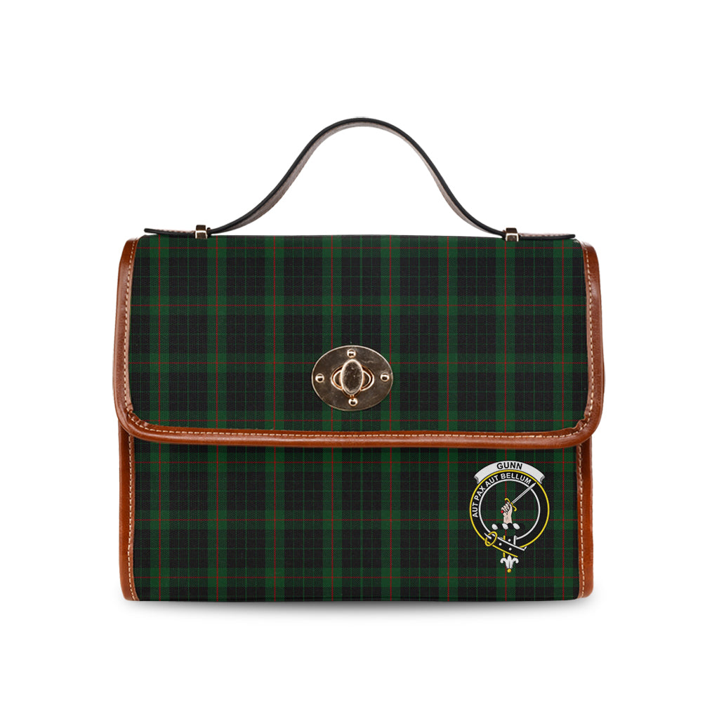 gunn-logan-tartan-leather-strap-waterproof-canvas-bag-with-family-crest