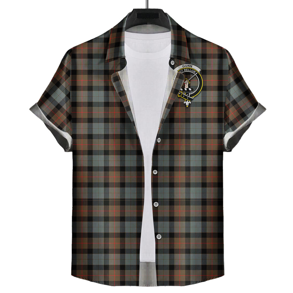 gunn-weathered-tartan-short-sleeve-button-down-shirt-with-family-crest