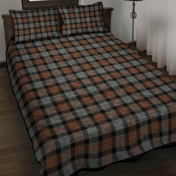 Gunn Weathered Tartan Quilt Bed Set