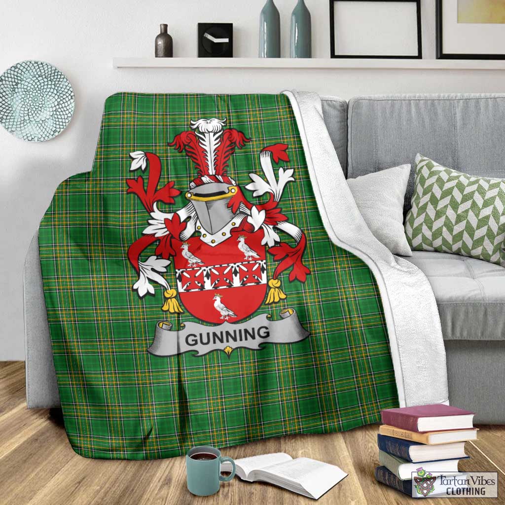 Tartan Vibes Clothing Gunning Irish Clan Tartan Blanket with Coat of Arms