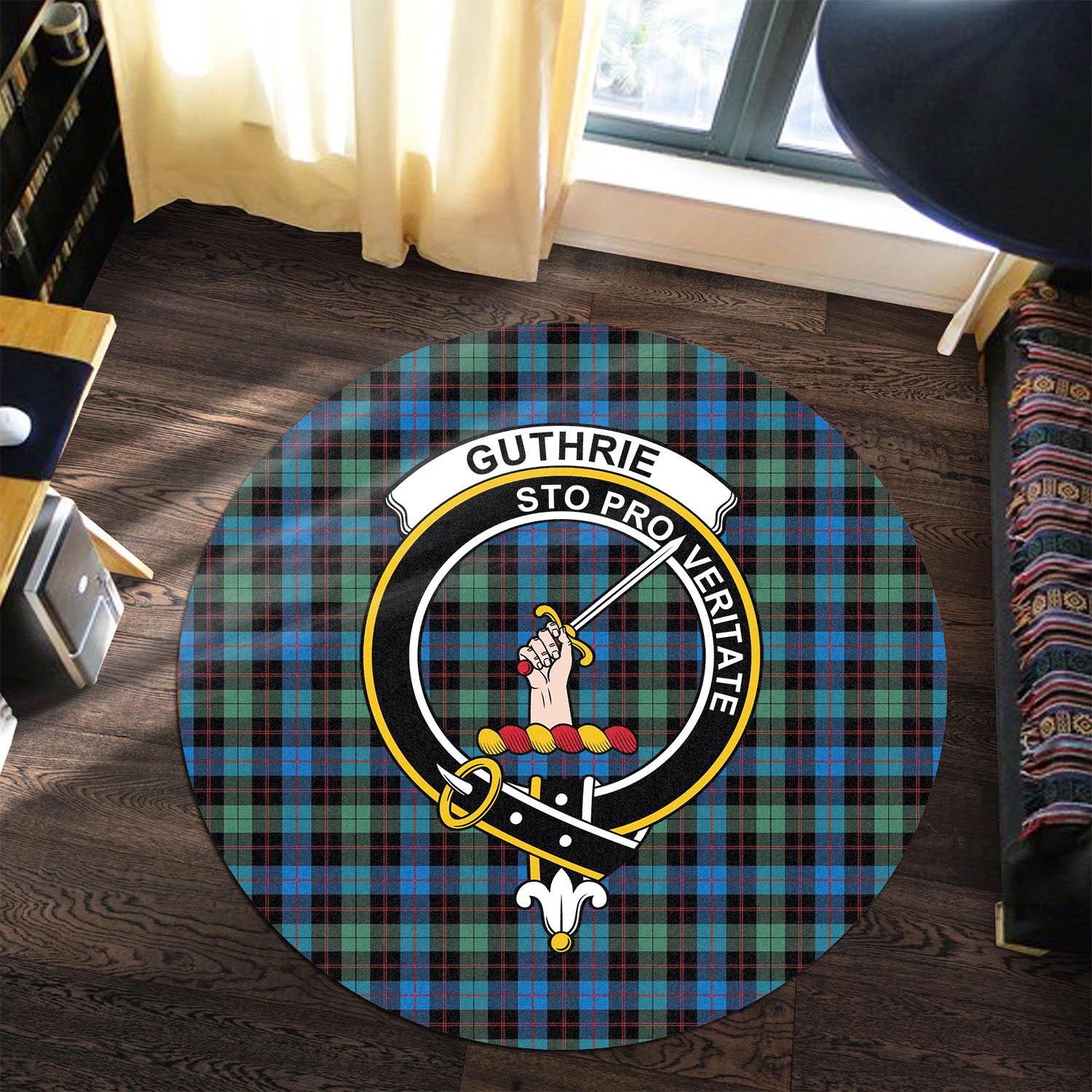 guthrie-ancient-tartan-round-rug-with-family-crest