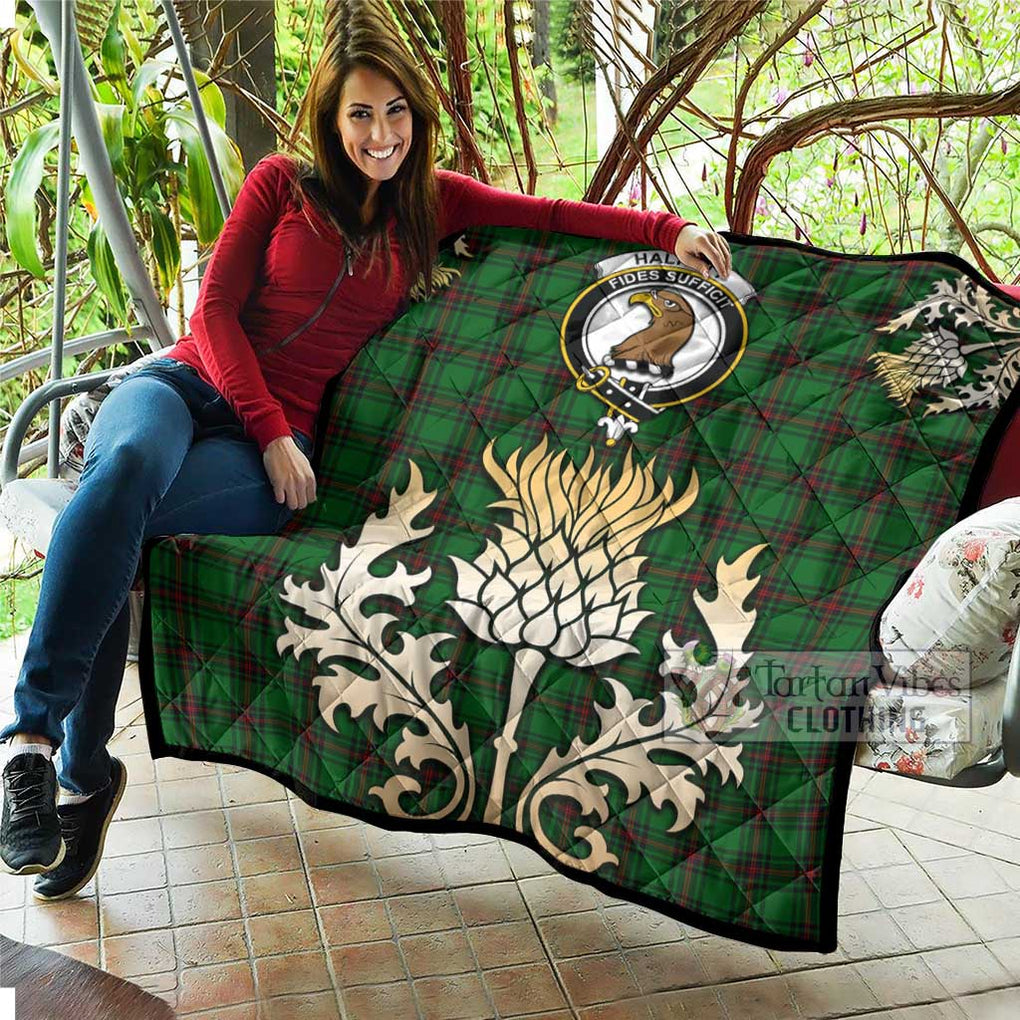 Tartan Vibes Clothing Halkett Tartan Quilt with Family Crest and Golden Thistle Style