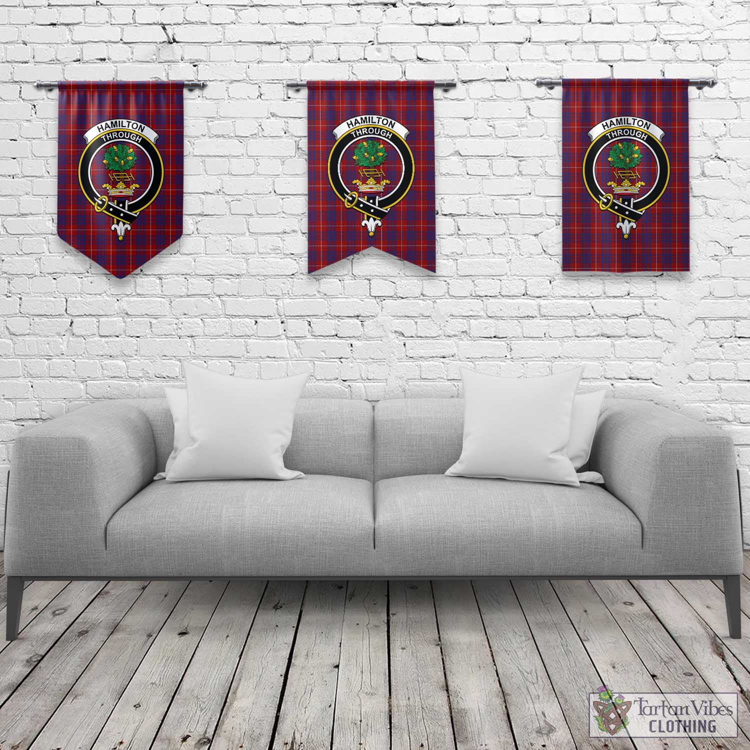 Tartan Vibes Clothing Hamilton Tartan Gonfalon, Tartan Banner with Family Crest