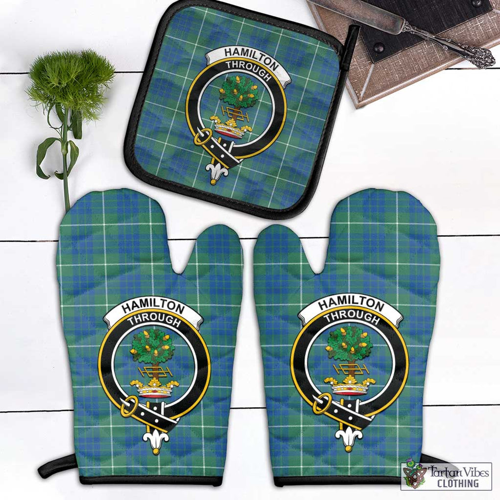 Hamilton Hunting Ancient Tartan Combo Oven Mitt & Pot-Holder with Family Crest Combo 1 Oven Mitt & 1 Pot-Holder Black - Tartan Vibes Clothing