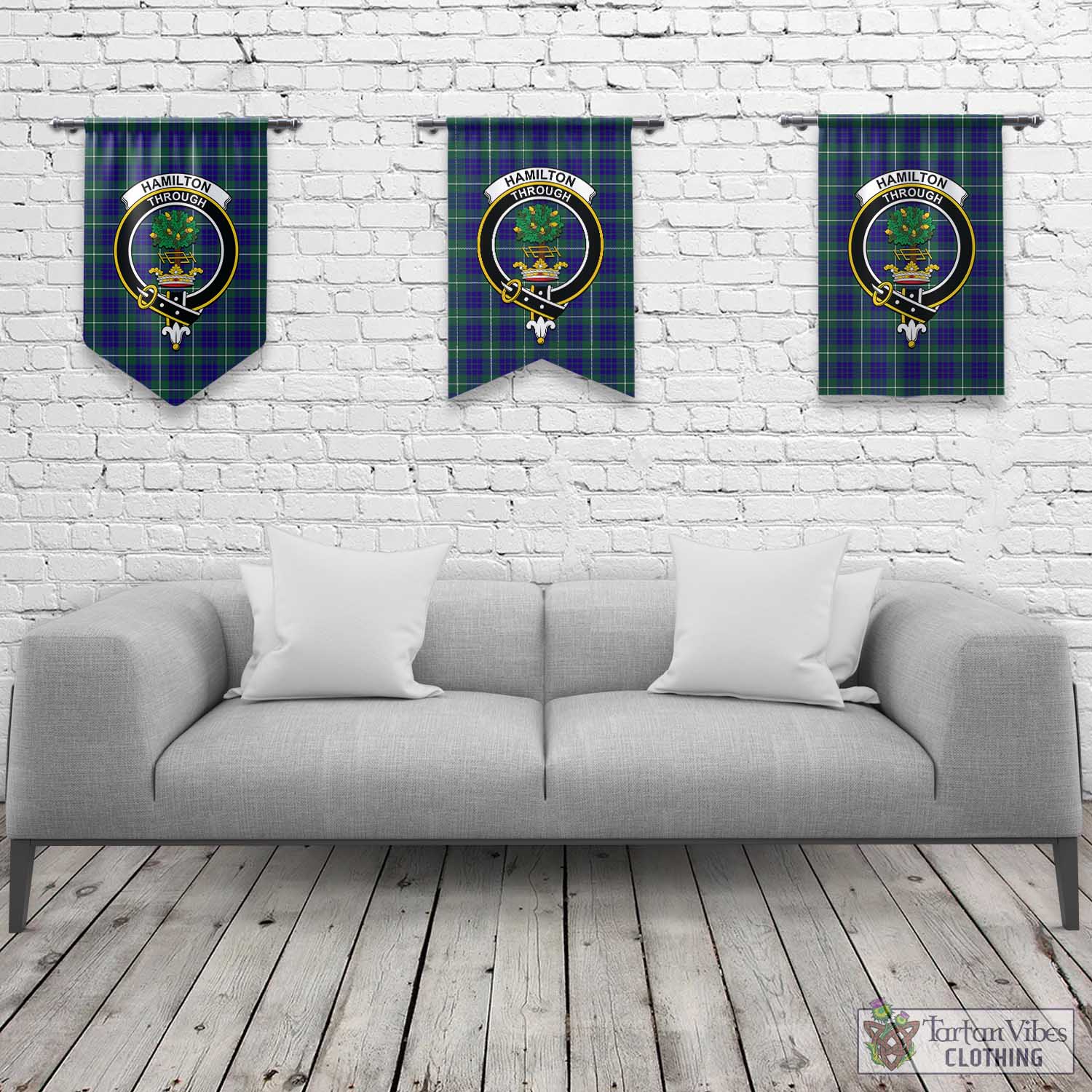 Tartan Vibes Clothing Hamilton Hunting Modern Tartan Gonfalon, Tartan Banner with Family Crest