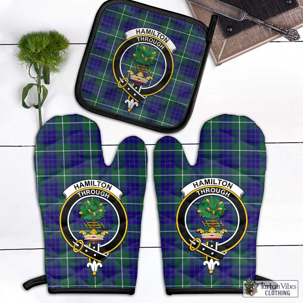 Hamilton Hunting Modern Tartan Combo Oven Mitt & Pot-Holder with Family Crest Combo 1 Oven Mitt & 1 Pot-Holder Black - Tartan Vibes Clothing