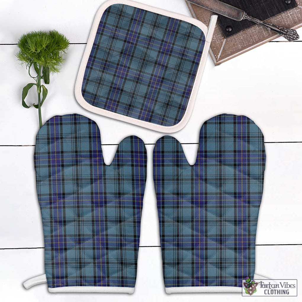 Hannay Blue Tartan Combo Oven Mitt & Pot-Holder Combo 1 Oven Mitt & 1 Pot-Holder White - Tartan Vibes Clothing