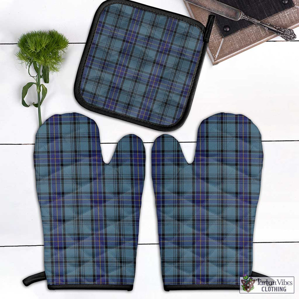 Hannay Blue Tartan Combo Oven Mitt & Pot-Holder Combo 1 Oven Mitt & 1 Pot-Holder Black - Tartan Vibes Clothing