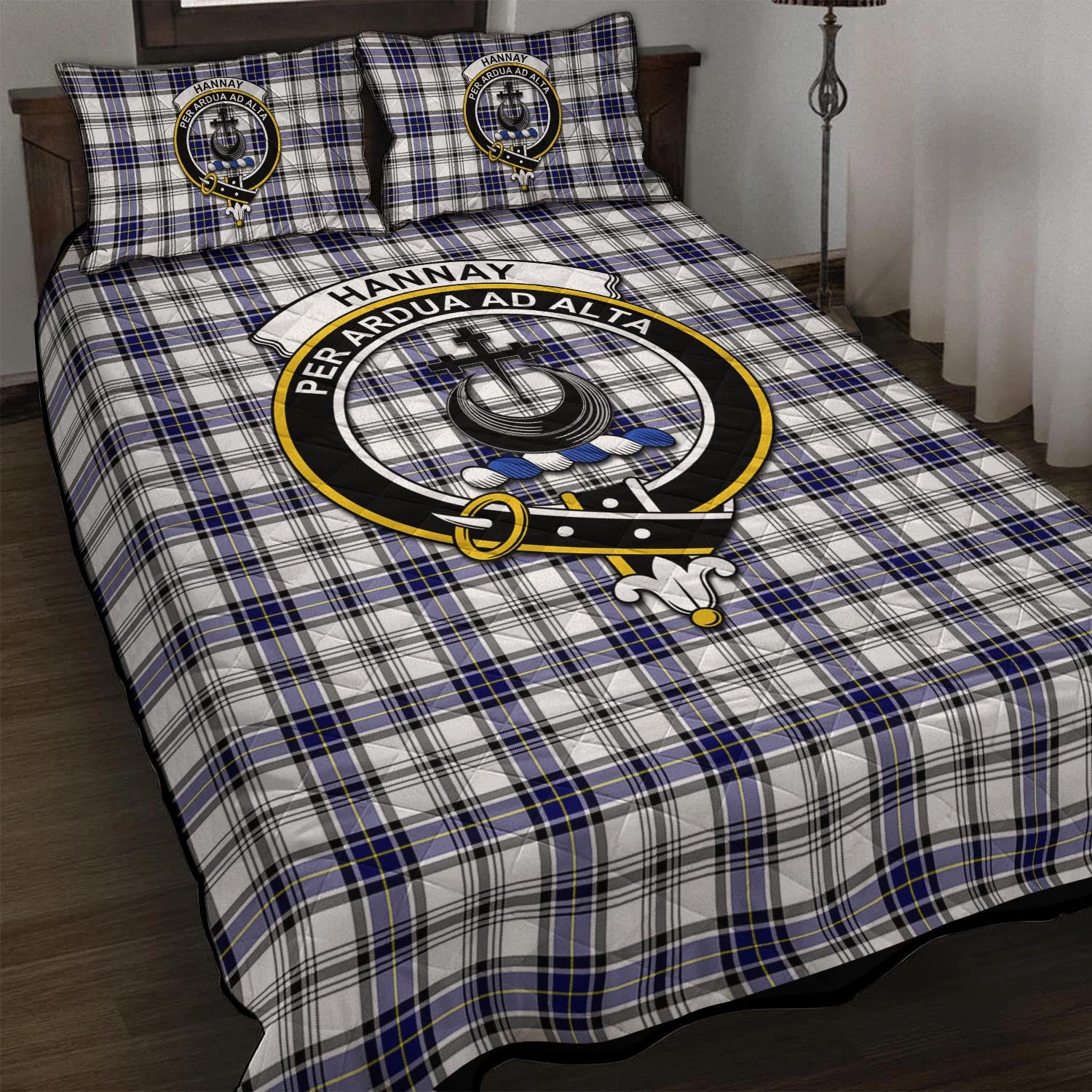 Hannay Tartan Quilt Bed Set with Family Crest - Tartan Vibes Clothing