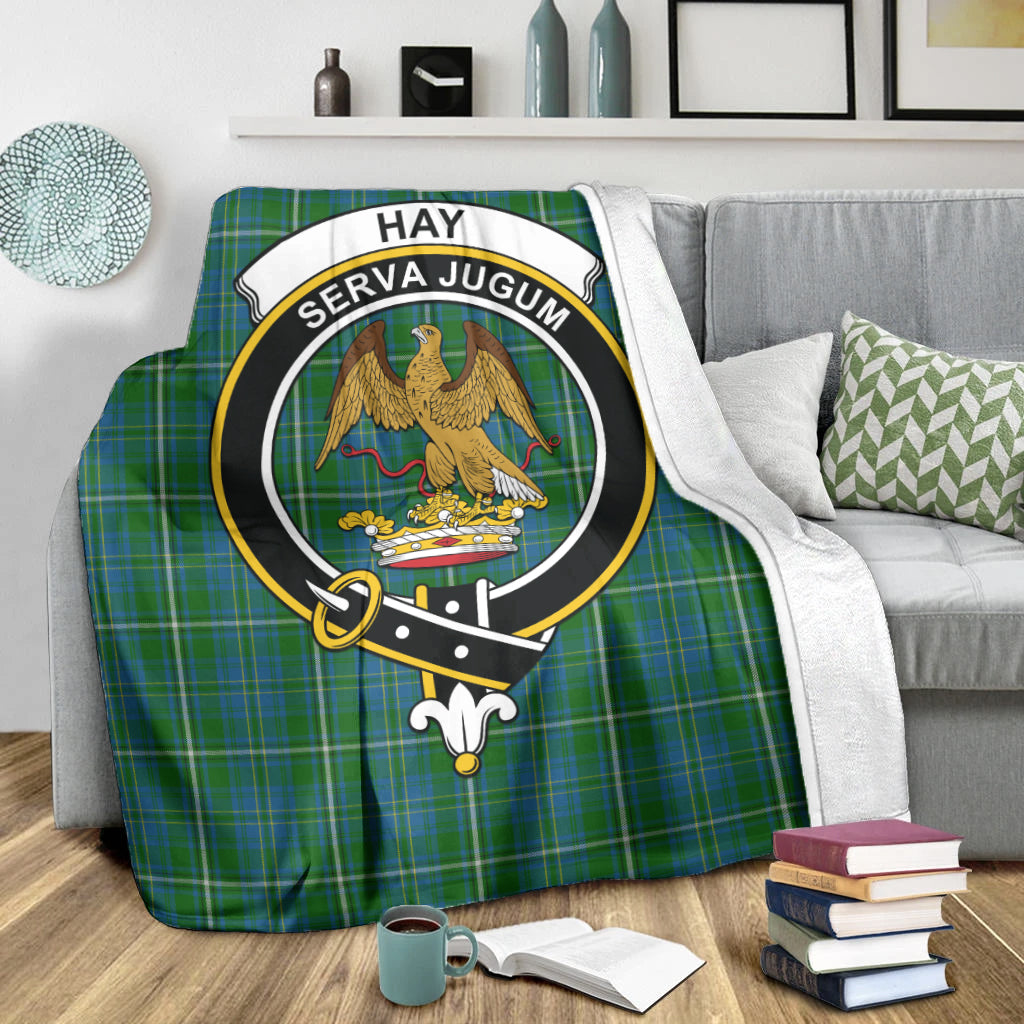 hay-hunting-tartab-blanket-with-family-crest