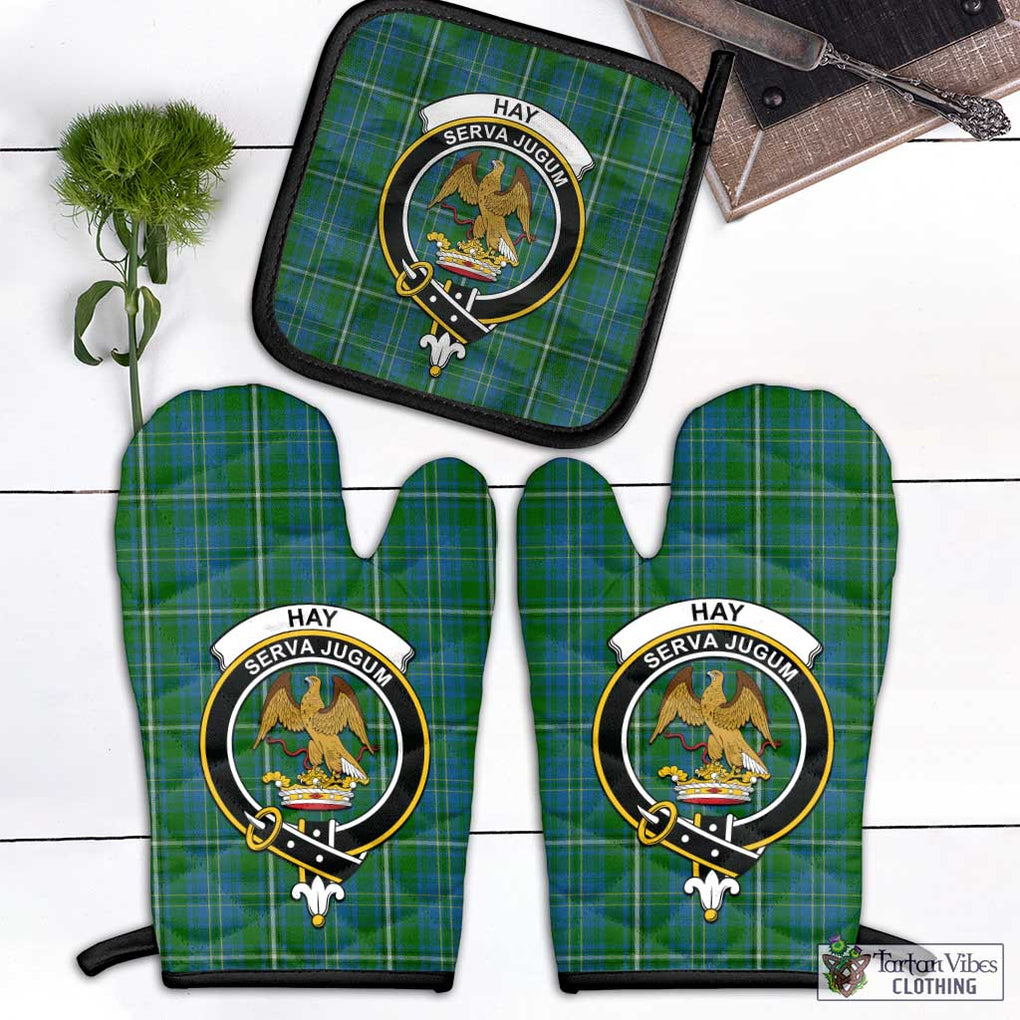 Hay Hunting Tartan Combo Oven Mitt & Pot-Holder with Family Crest Combo 1 Oven Mitt & 1 Pot-Holder Black - Tartan Vibes Clothing