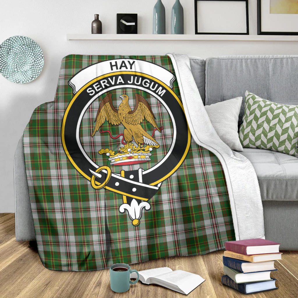 hay-white-dress-tartab-blanket-with-family-crest