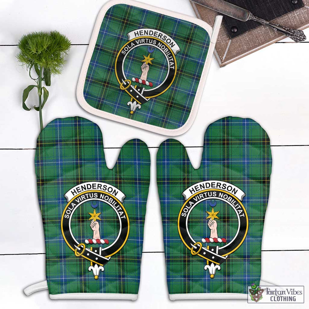 Henderson Ancient Tartan Combo Oven Mitt & Pot-Holder with Family Crest Combo 1 Oven Mitt & 1 Pot-Holder White - Tartan Vibes Clothing