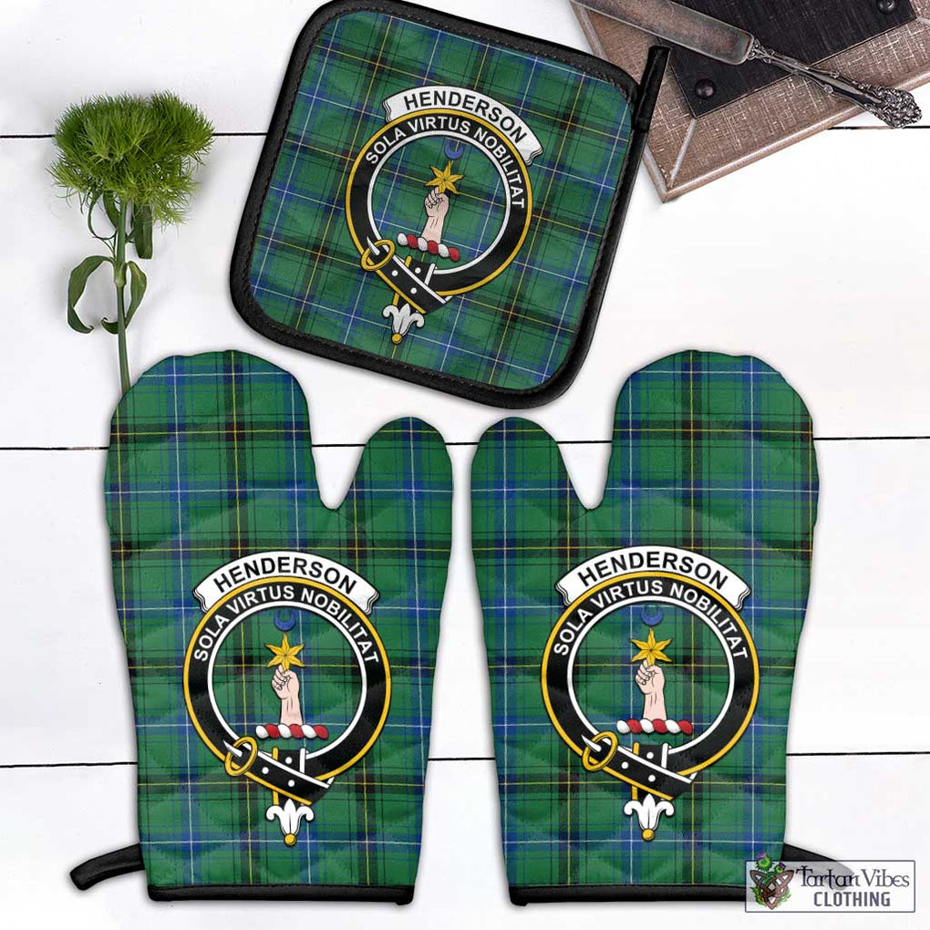 Henderson Ancient Tartan Combo Oven Mitt & Pot-Holder with Family Crest Combo 1 Oven Mitt & 1 Pot-Holder Black - Tartan Vibes Clothing