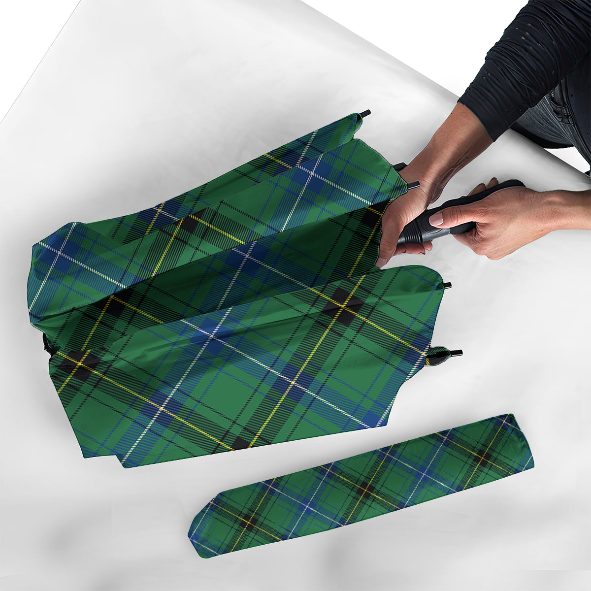 Henderson Ancient Tartan Umbrella - Tartanvibesclothing