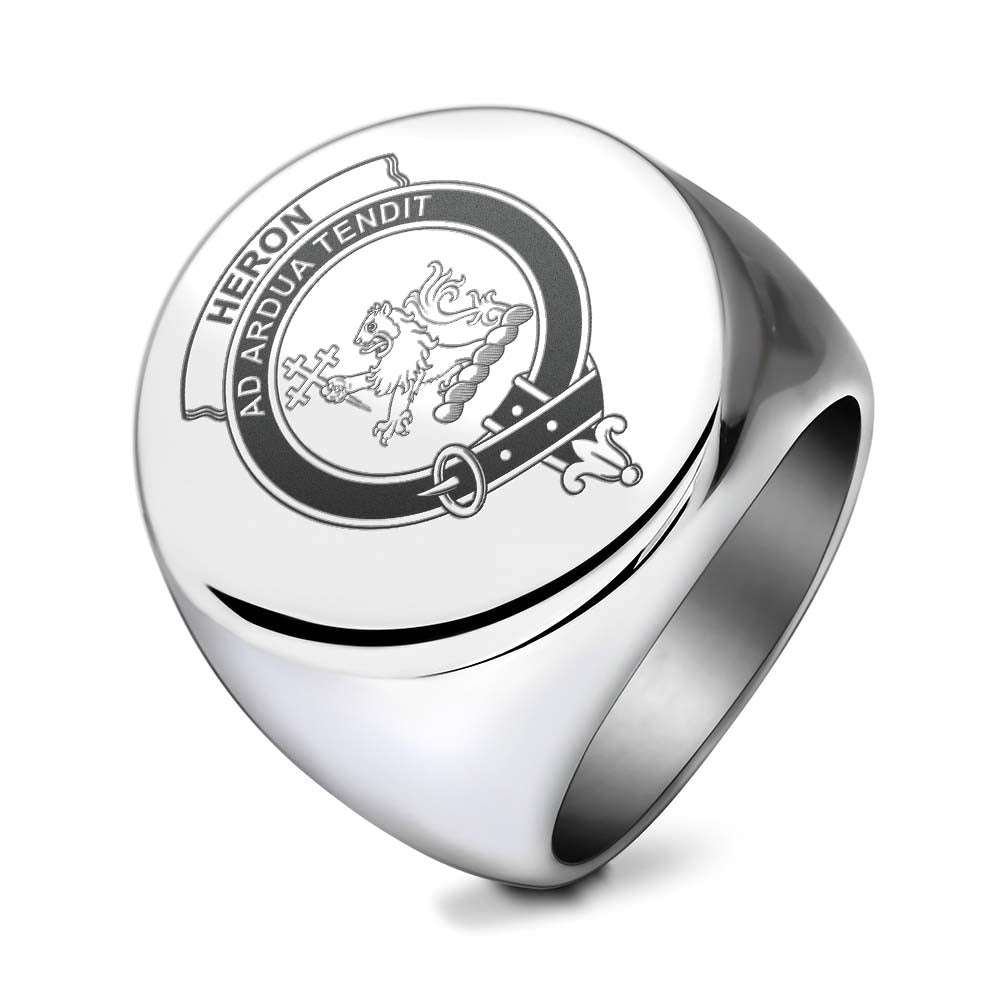 Tartan Vibes Clothing Heron Clan Crest Engraved Ring