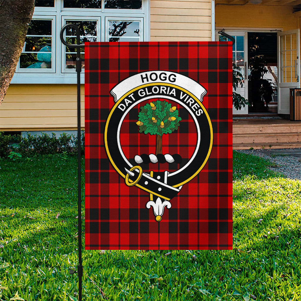 hogg-tartan-flag-with-family-crest