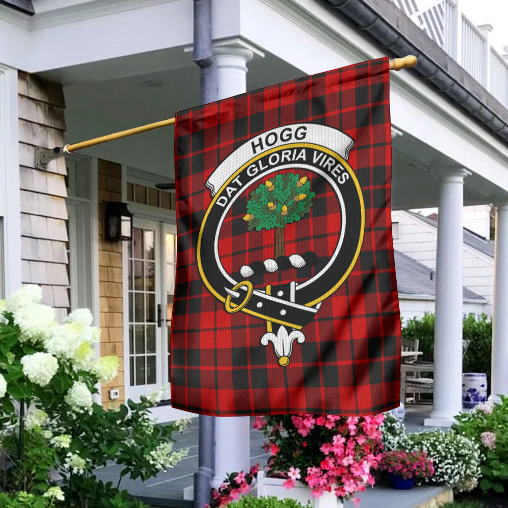 hogg-tartan-flag-with-family-crest