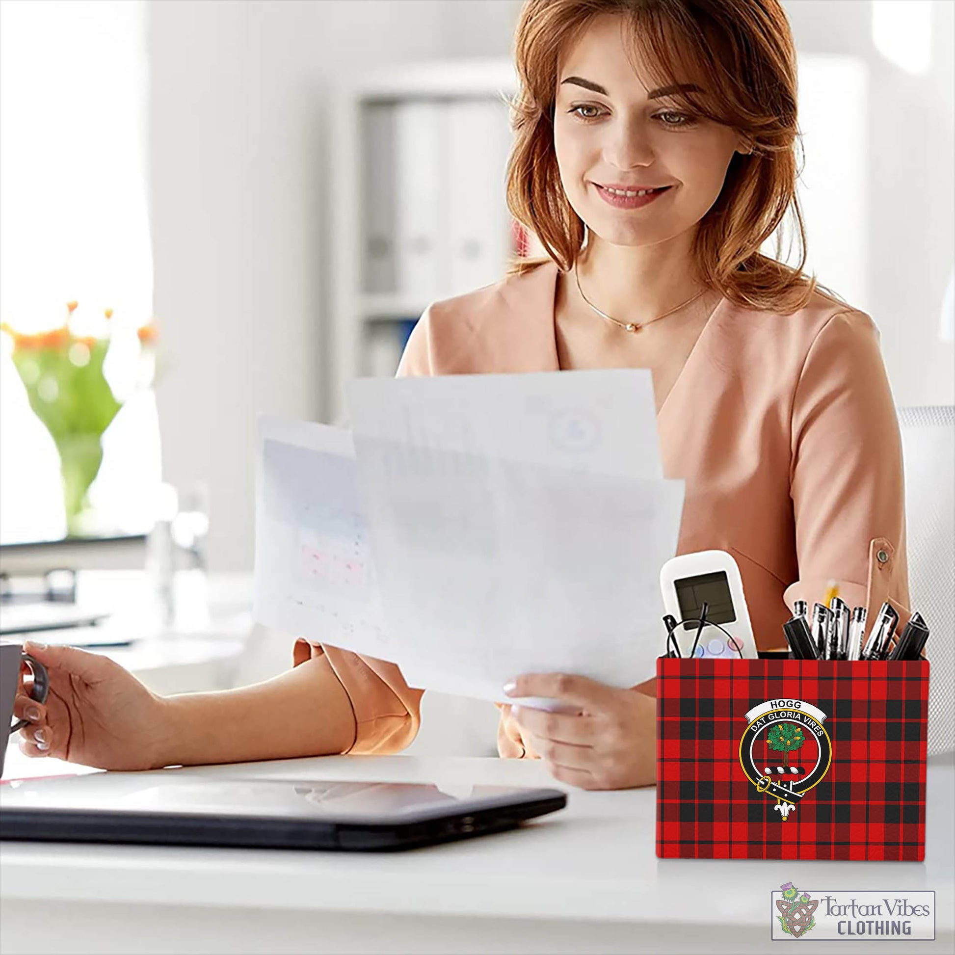 Tartan Vibes Clothing Hogg Tartan Pen Holder with Family Crest