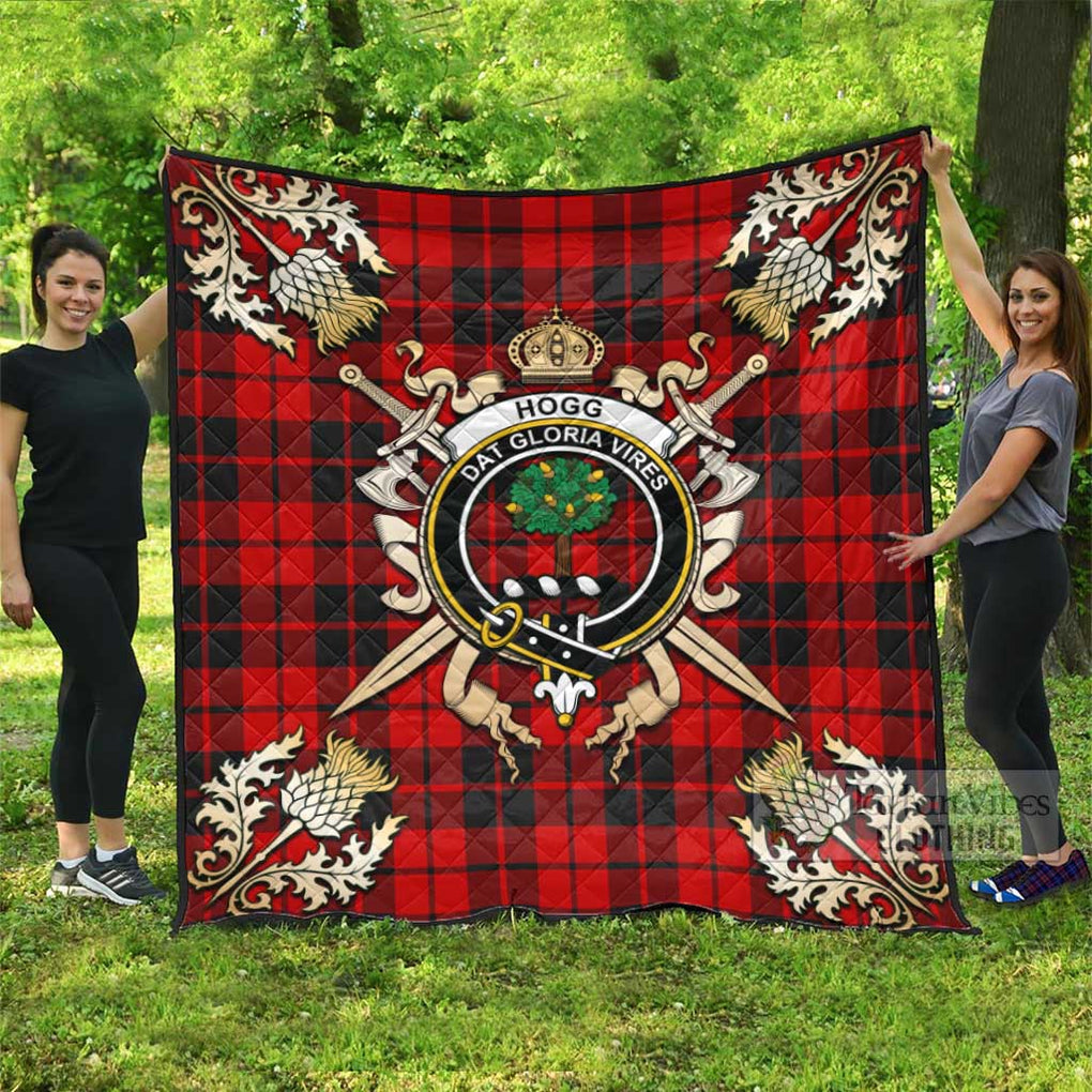 Tartan Vibes Clothing Hogg (Hog) Tartan Quilt with Family Crest and Scottish Golden Courage Shield