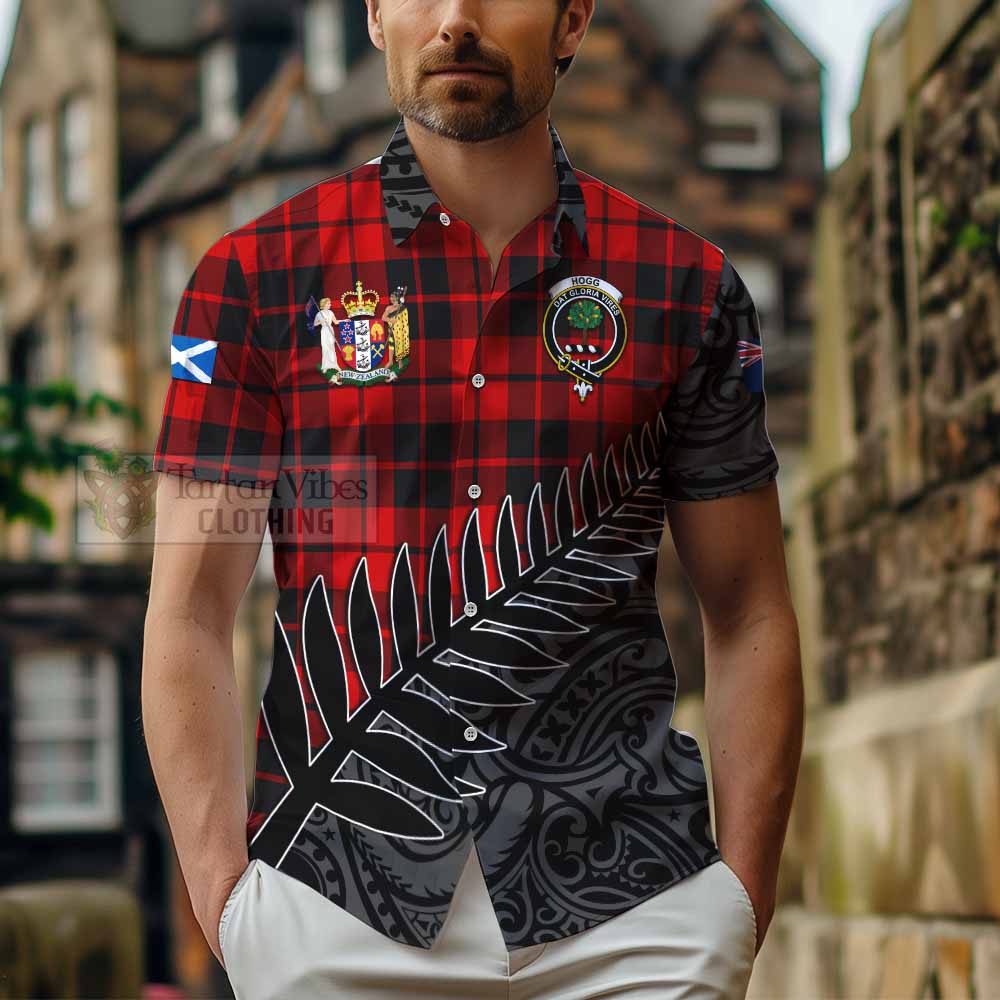 Tartan Vibes Clothing Hogg (Hog) Crest Tartan Short Sleeve Button Shirt with New Zealand Silver Fern Half Style