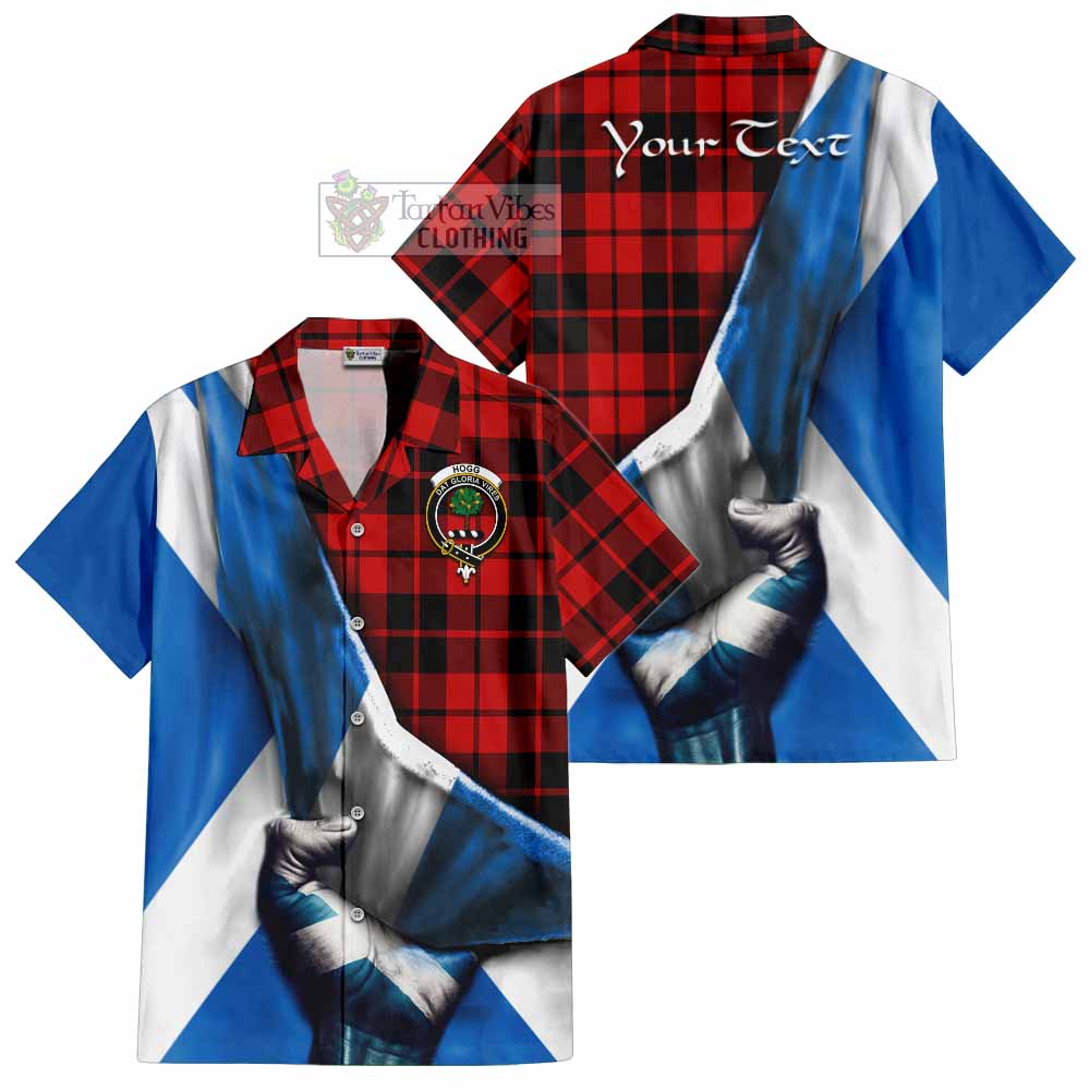 Tartan Vibes Clothing Hogg (Hog) Tartan Short Sleeve Button Shirt with Family Crest Scotland Patriotic Style