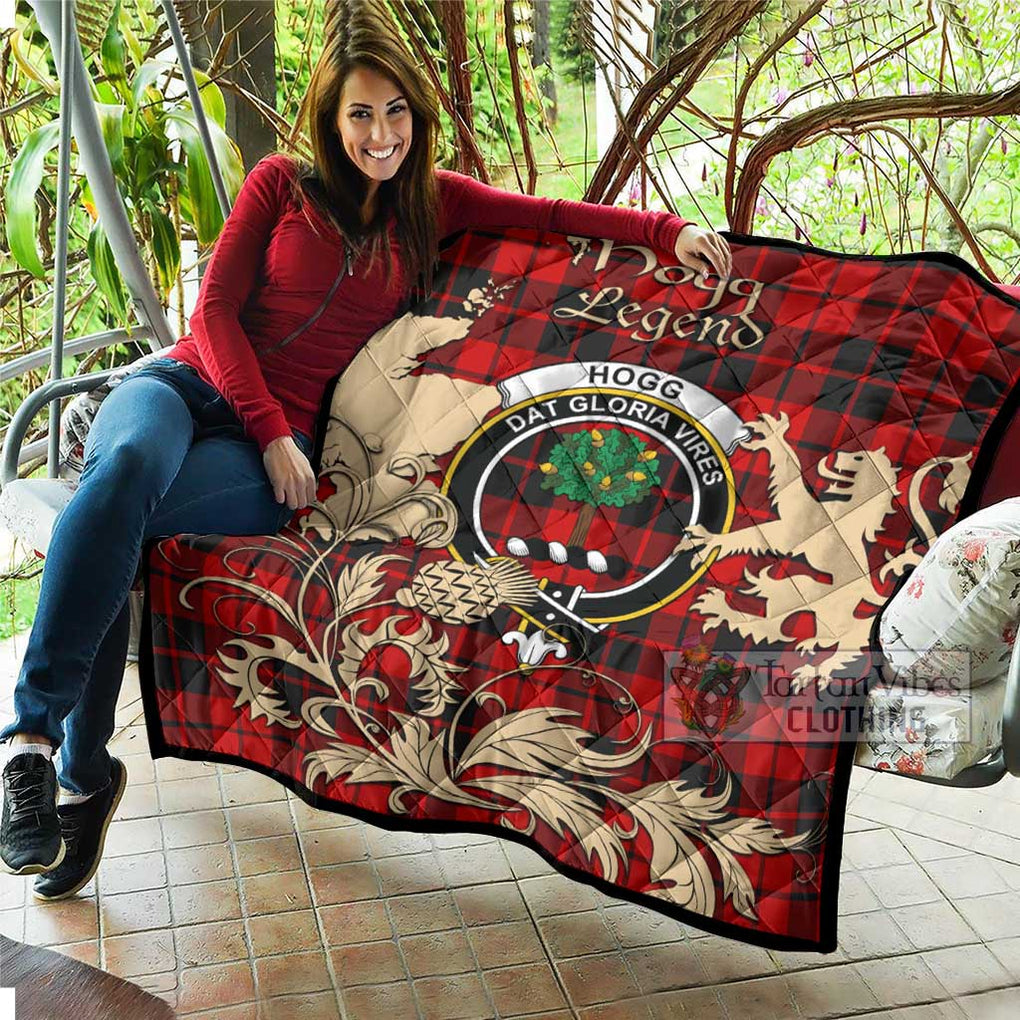 Tartan Vibes Clothing Hogg (Hog) Tartan Quilt with Family Crest and Scottish Symbol Style