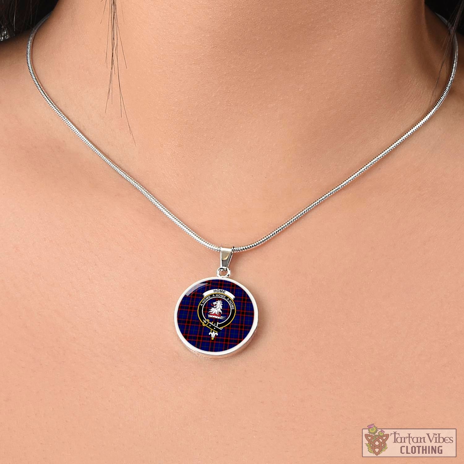 Tartan Vibes Clothing Home Modern Tartan Circle Necklace with Family Crest