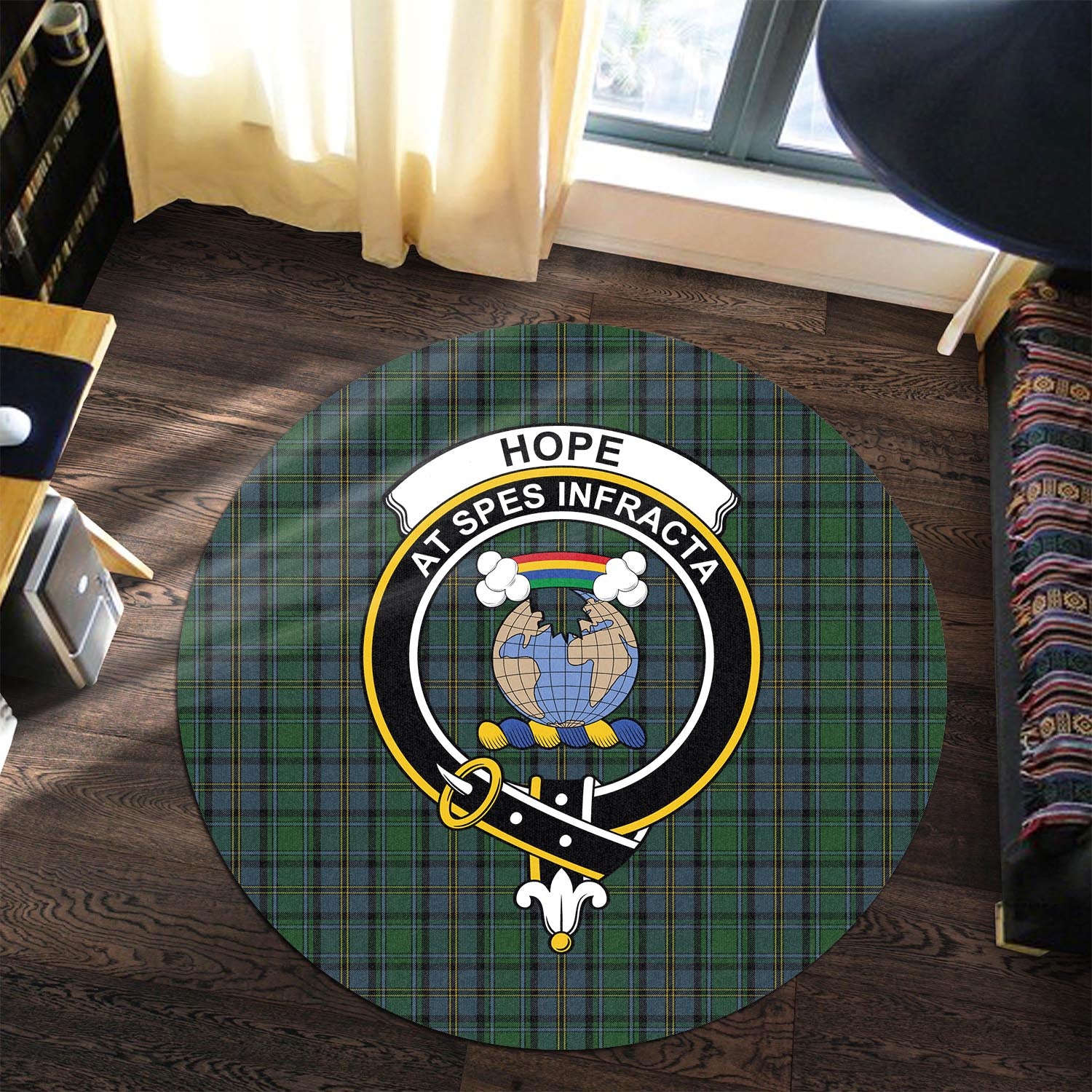 hope-vere-tartan-round-rug-with-family-crest