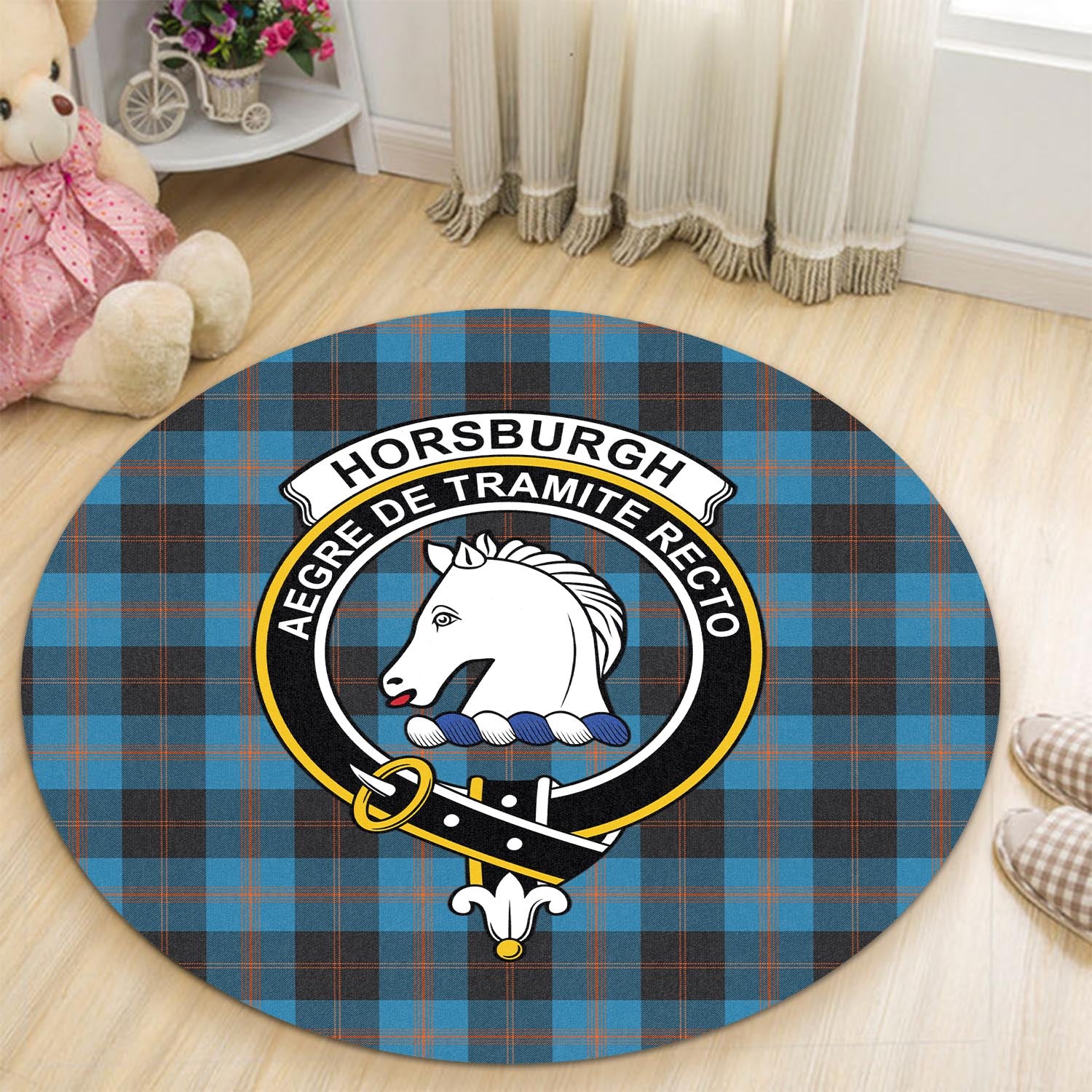 horsburgh-tartan-round-rug-with-family-crest