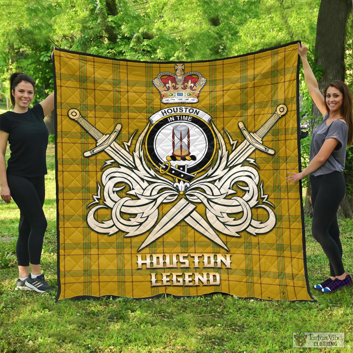 Tartan Vibes Clothing Houston Tartan Quilt with Clan Crest and the Golden Sword of Courageous Legacy