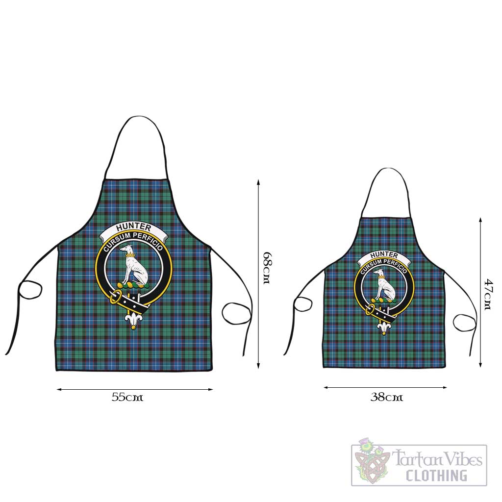 Hunter Ancient Tartan Apron with Family Crest Black L 55x68 cm - Tartan Vibes Clothing