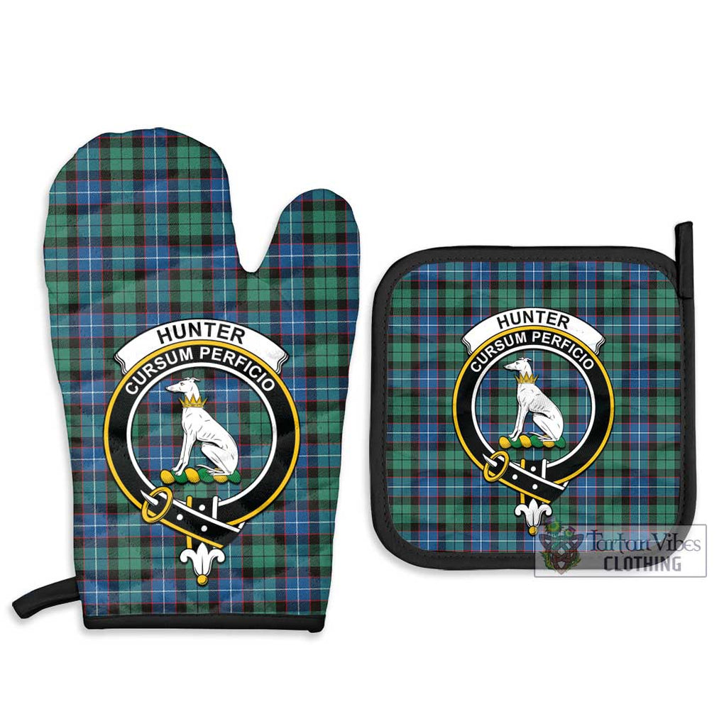 Hunter Ancient Tartan Combo Oven Mitt & Pot-Holder with Family Crest Combo 1 Oven Mitt & 2 Pot-Holder Black - Tartan Vibes Clothing