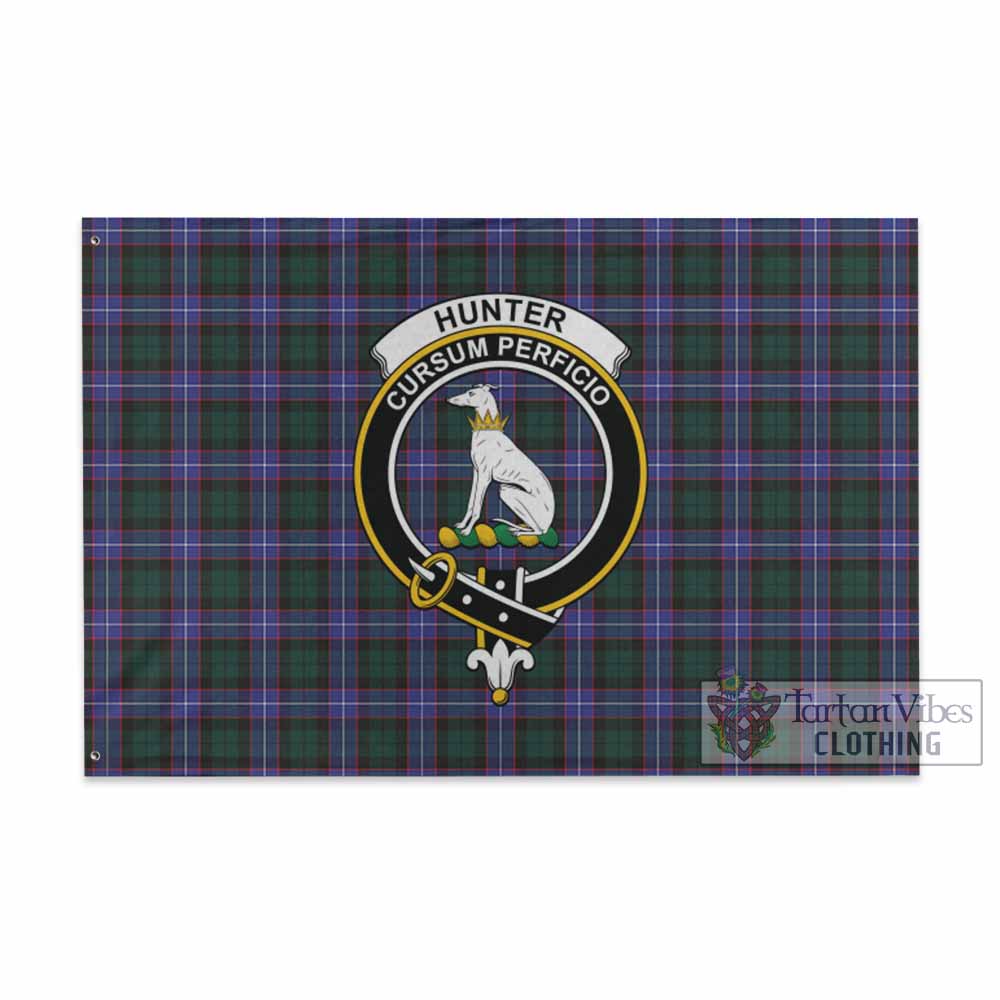 Tartan Vibes Clothing Hunter (Hunterston) Tartan House Flag with Family Crest