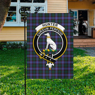 Hunter (Hunterston) Tartan Flag with Family Crest