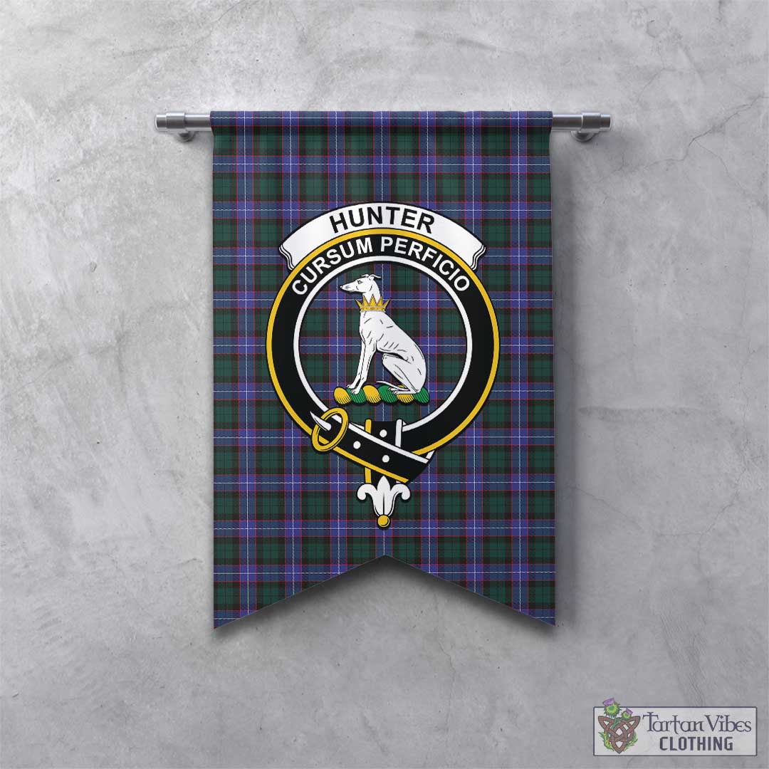 Tartan Vibes Clothing Hunter Modern Tartan Gonfalon, Tartan Banner with Family Crest