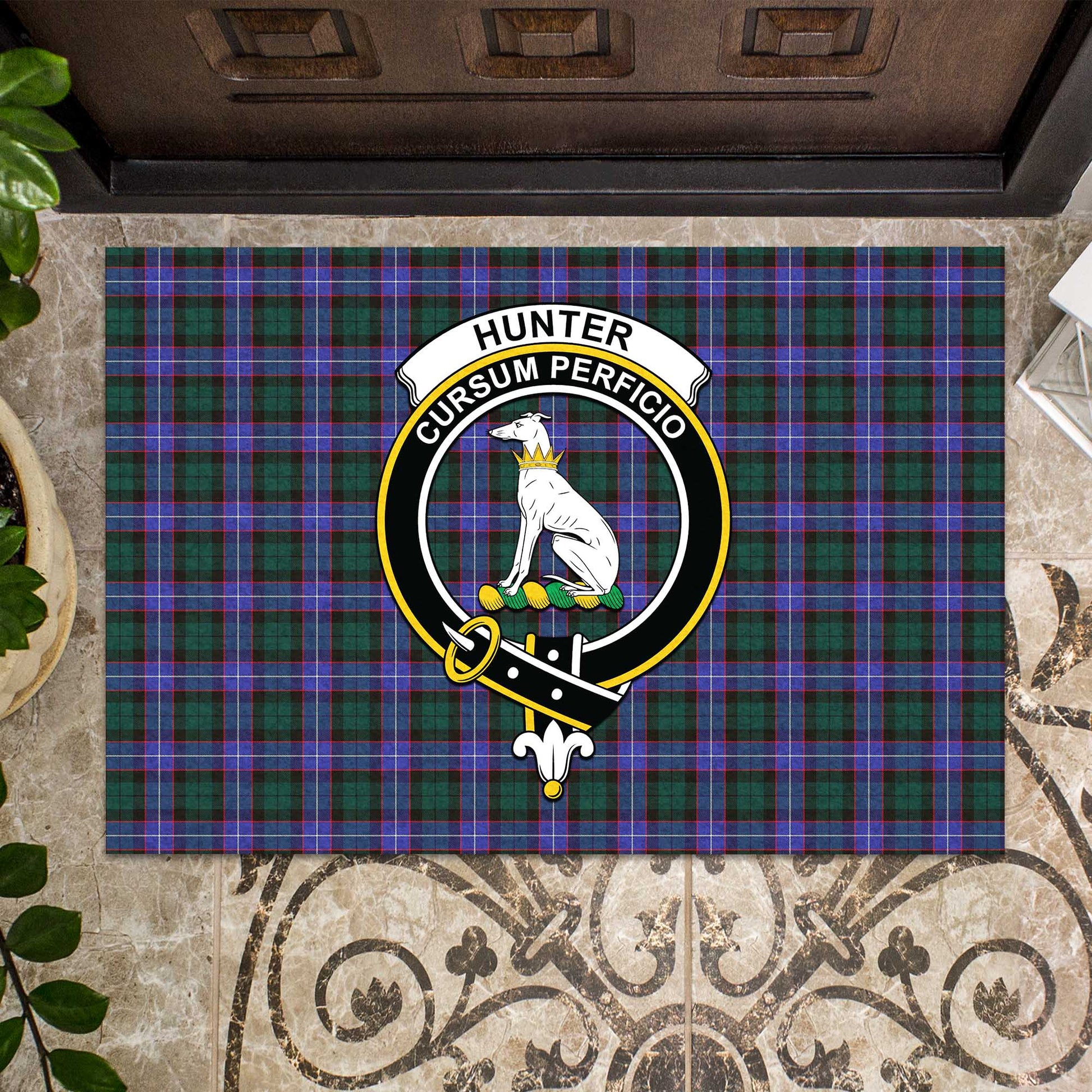 Hunter Modern Tartan Door Mat with Family Crest - Tartanvibesclothing