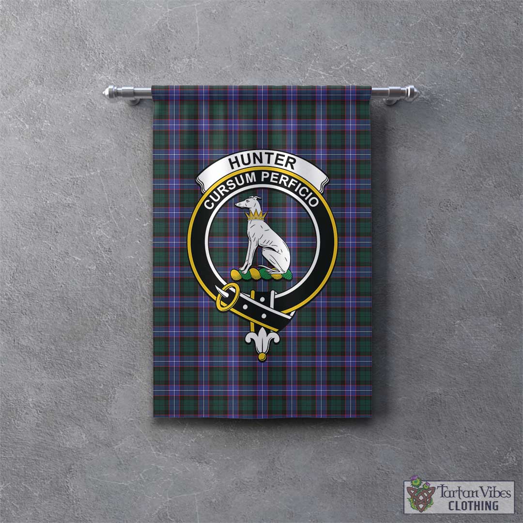 Tartan Vibes Clothing Hunter Modern Tartan Gonfalon, Tartan Banner with Family Crest